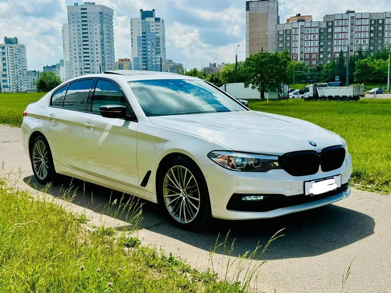 BMW 530i 2.0L Turbo 252 л.с. в идеальном состоянии - BMW 5 Series (Авто) в Краснодар