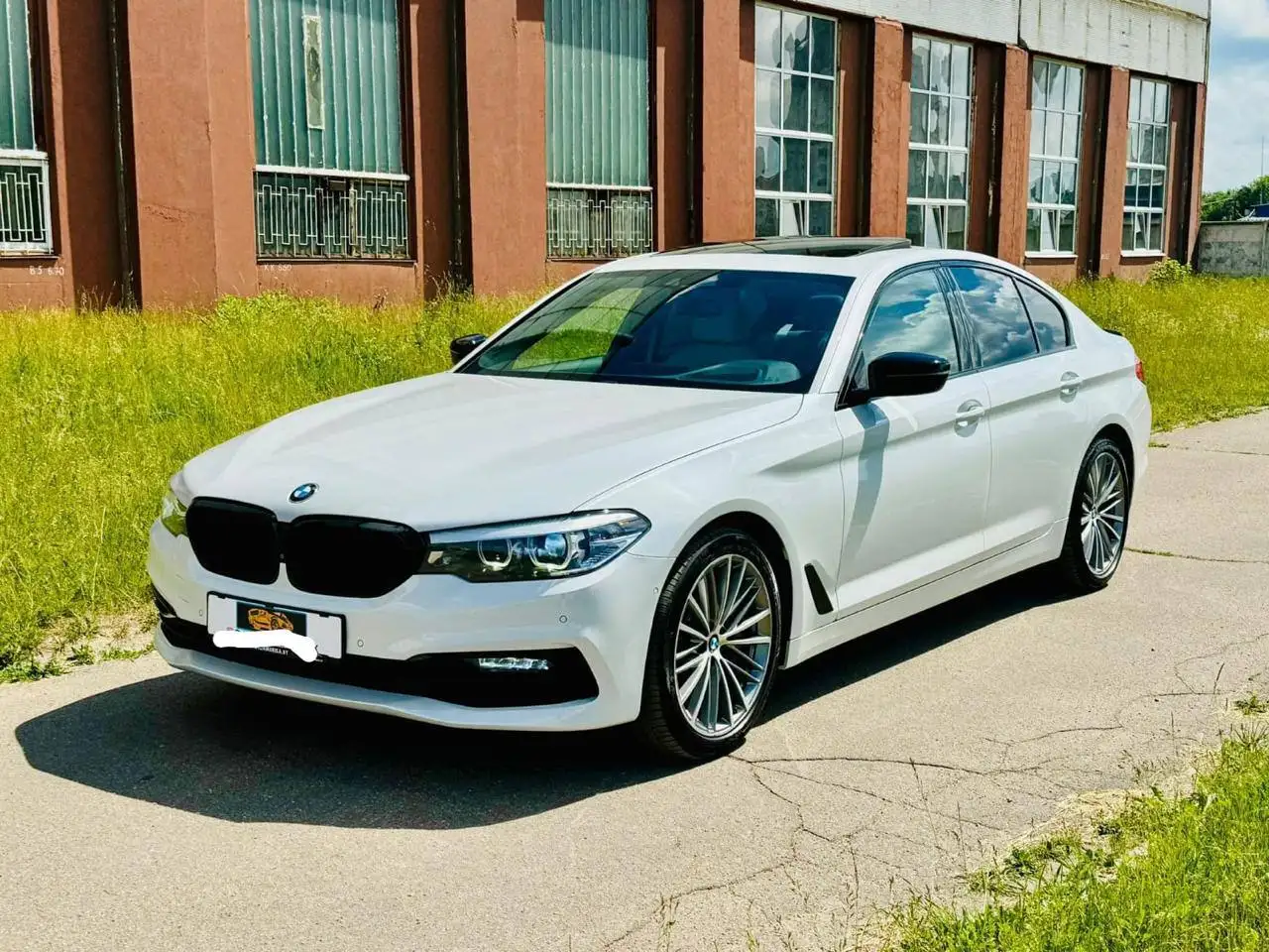 BMW 530i 2.0L Turbo 252 л.с. в идеальном состоянии - BMW 5 Series (Авто) в Краснодар