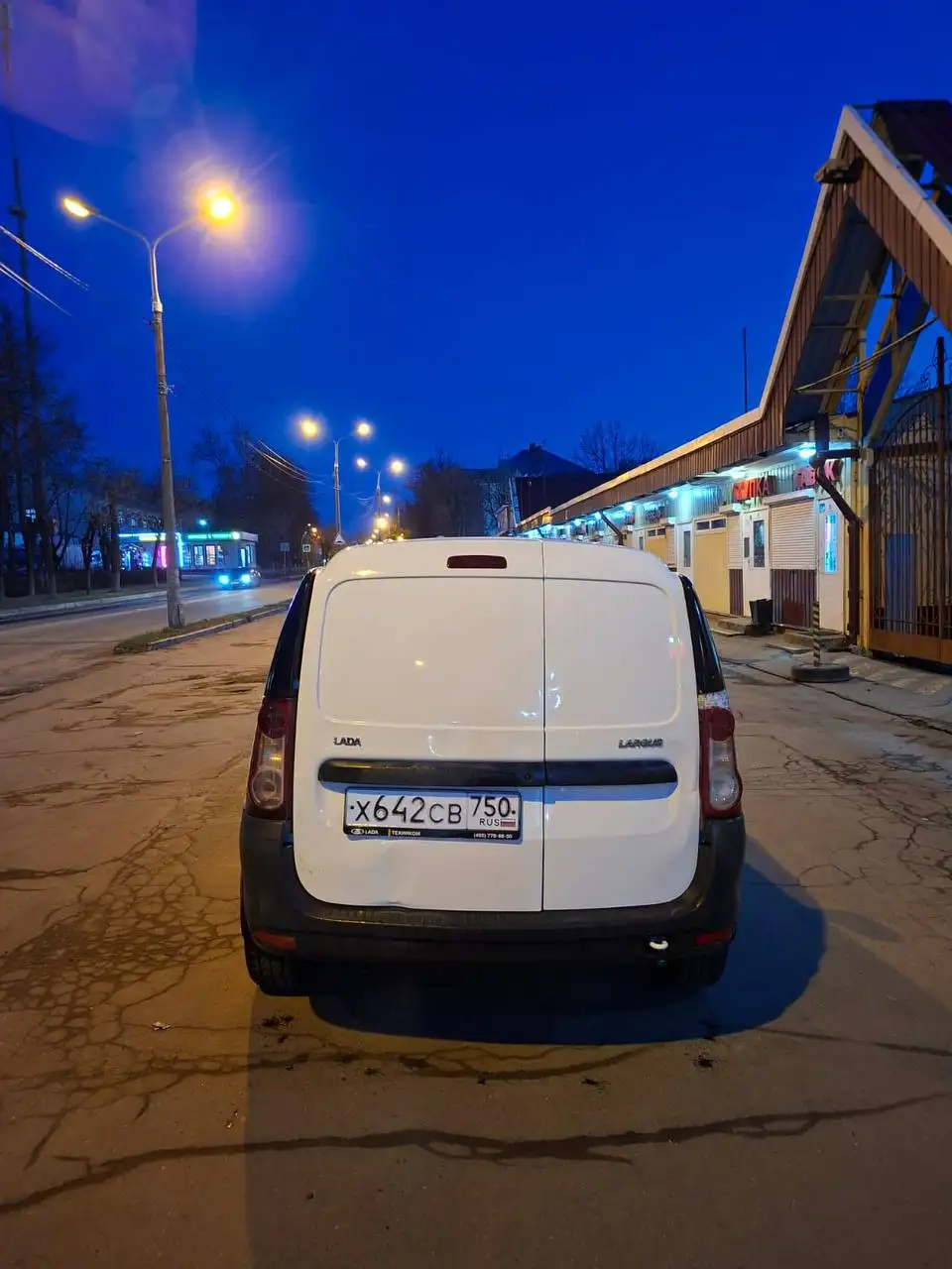 Лада Ларгус 2018 - Авто в Москва