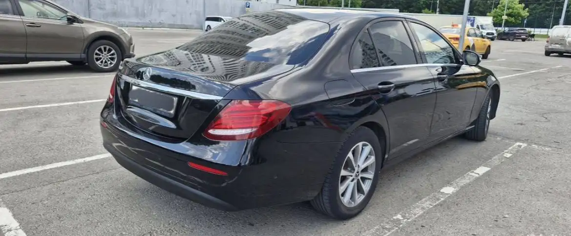 Mercedes-Benz E-Class 2018 2.0 Бензин - Легковые автомобили (Авто) в Москва