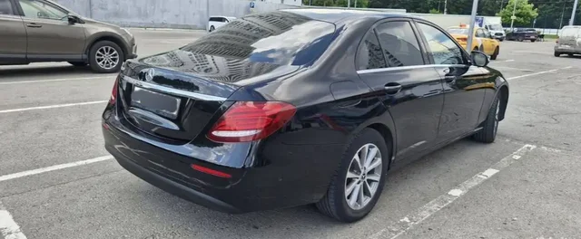 Mercedes-Benz E-Class 2018 2.0 Бензин - Автономера в Москва