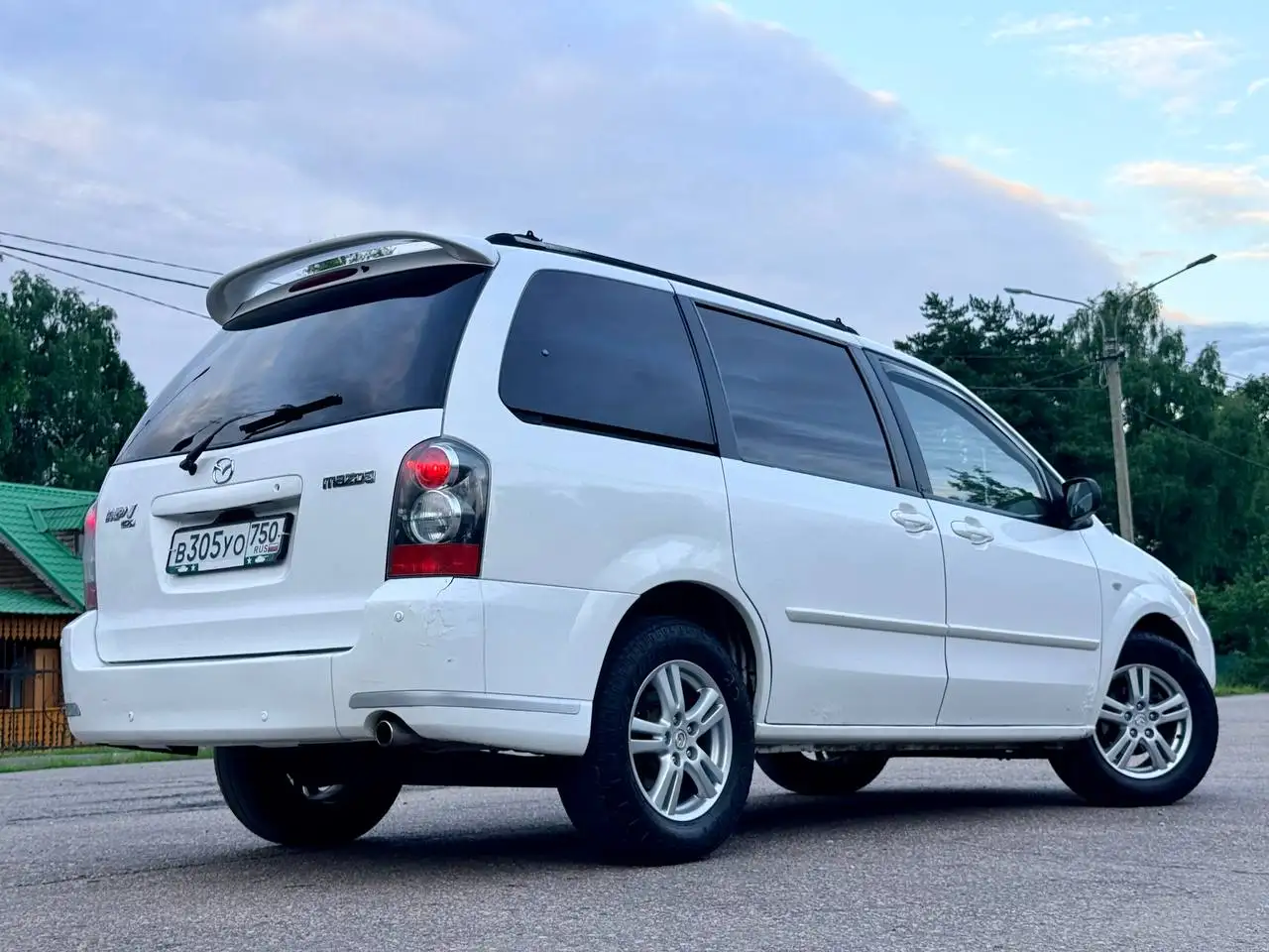 Mazda MPV 2005 г.в. в отличном состоянии - Авто в Москва