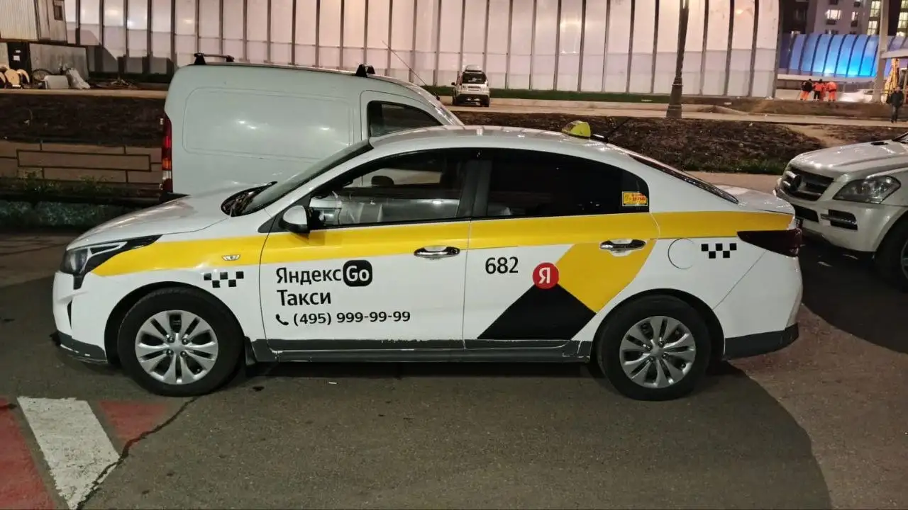 Kia Rio 2021 1.6 автомат, пробег 300 тыс, такси - Легковые автомобили (Авто) в Москва
