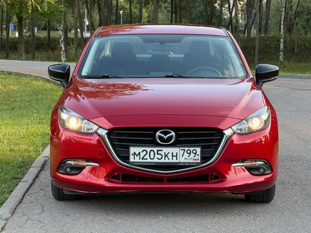 Mazda 3, 2018 - Hyundai Accent в Москва