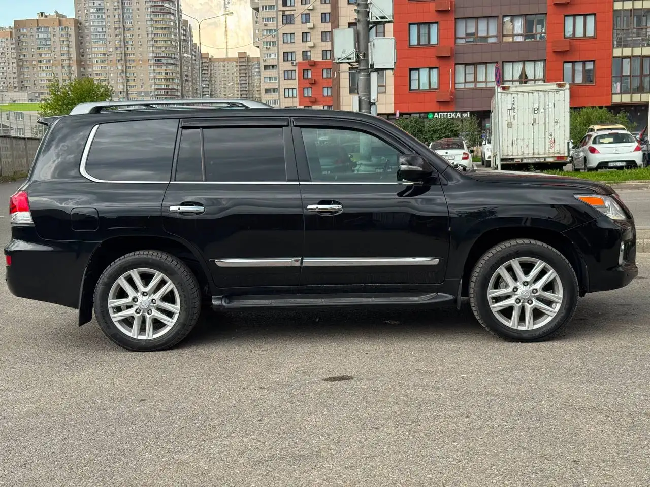 LEXUS LX570 2013 года, чистый Грузинский учет, Москва - Внедорожники (Авто) в Москва