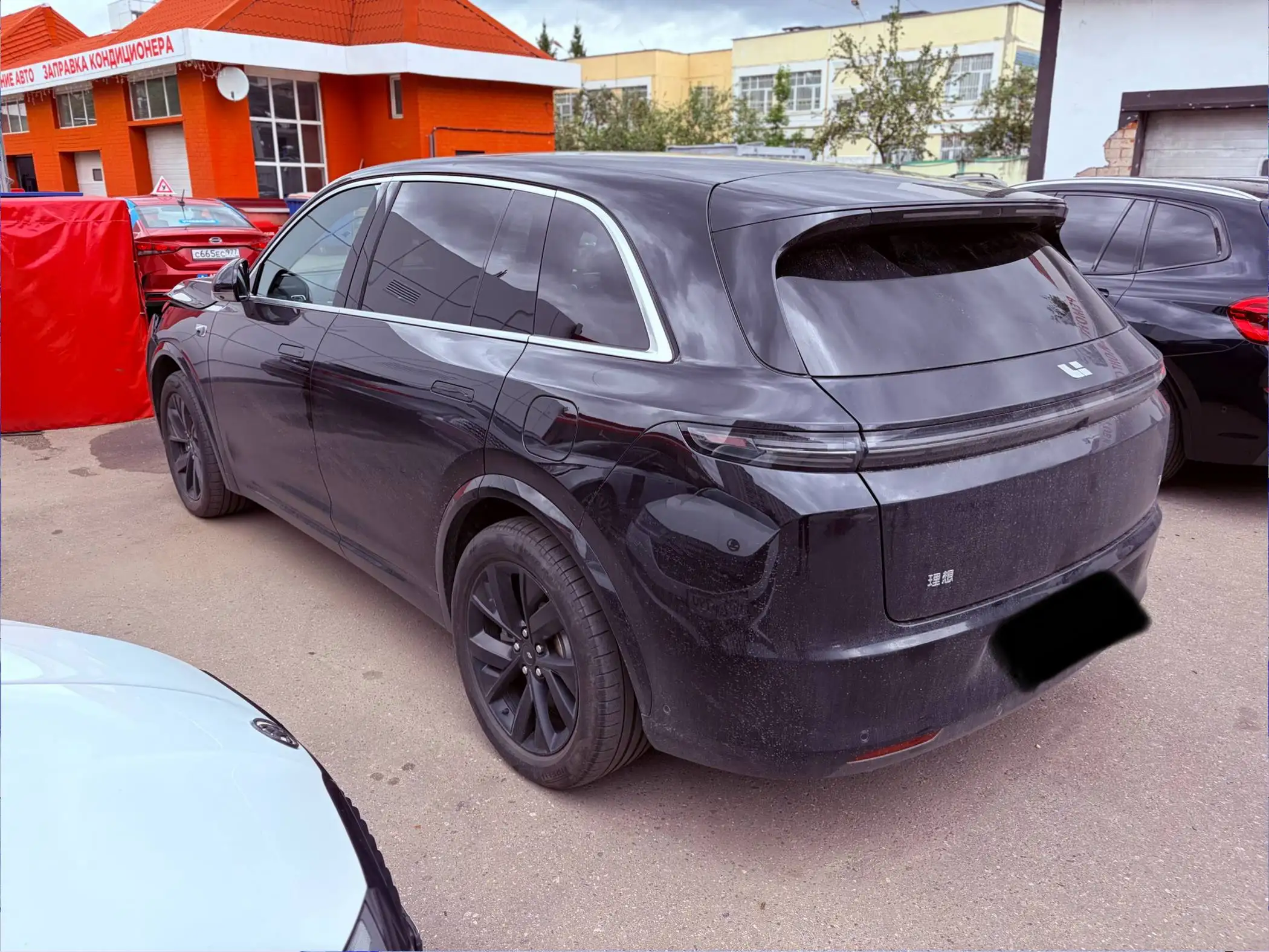 Li Auto L7 1.5 AT 2023 битый - Авто в Москва