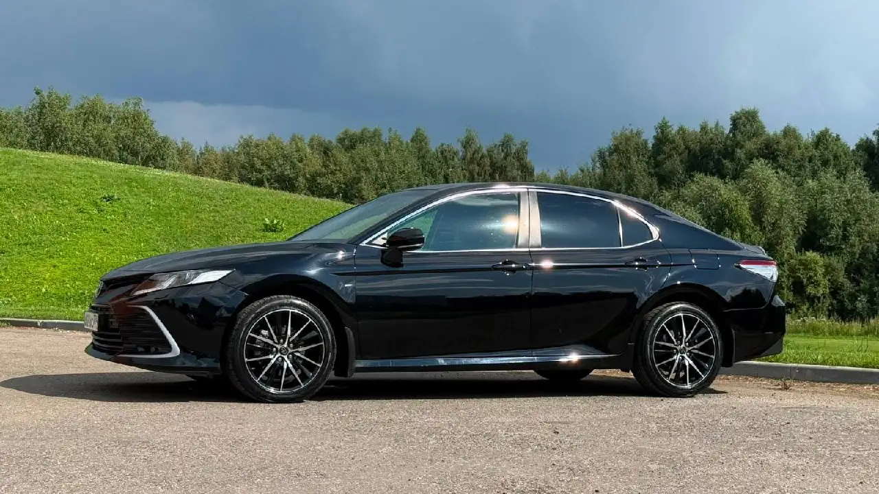 Toyota Camry 2021 в идеальном состоянии - Легковые автомобили (Авто) в Москва
