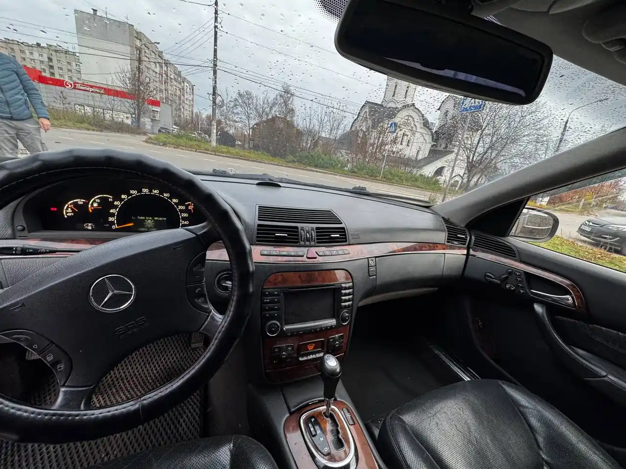 Продам Mercedes W220 3.7