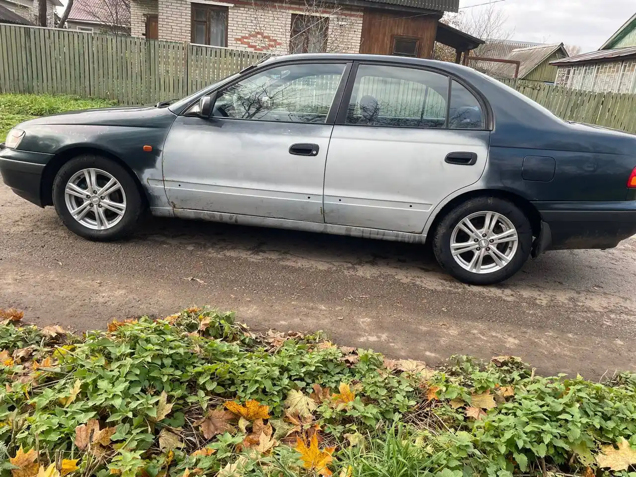 Тойота Карина 1996 года