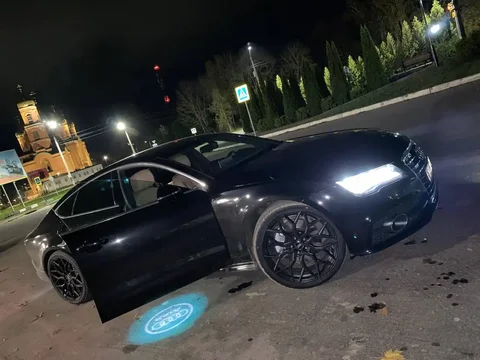 Продам Ауди А7 2012 года - Авто в Москва