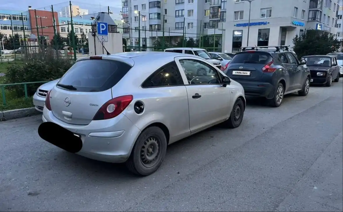 Опель Корса 2008