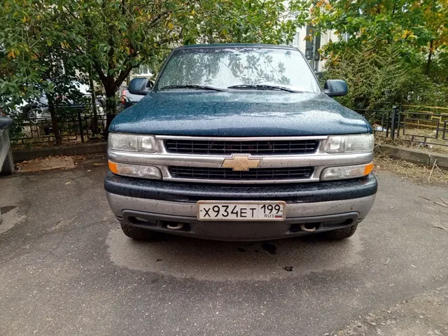 Suburban 2000 года - Авто в Москва