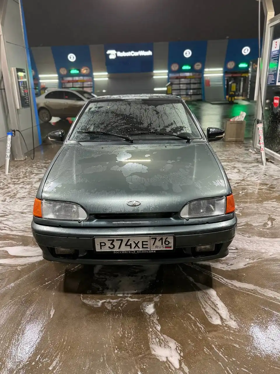 ВАЗ 2114 2010 года