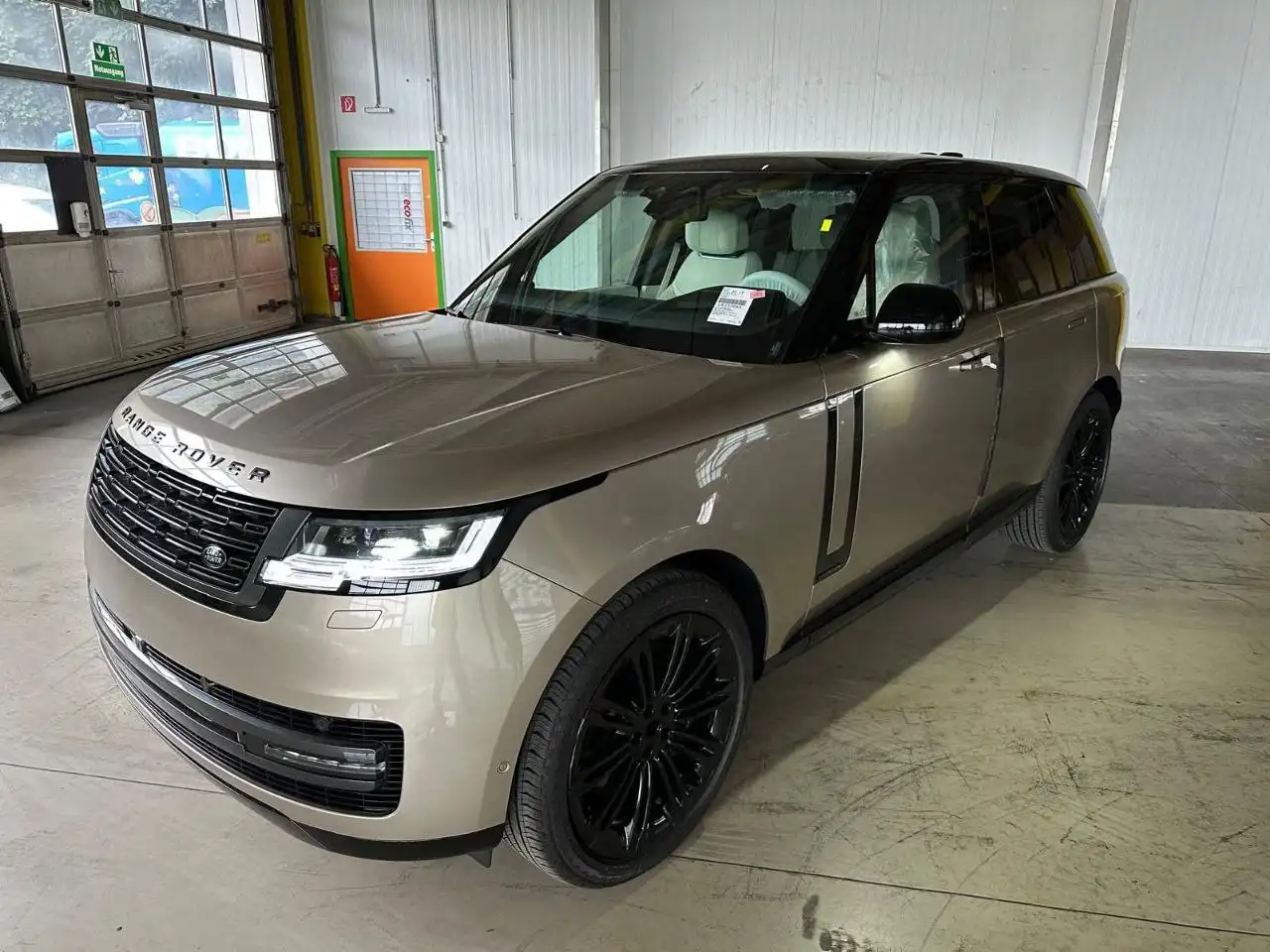 Range Rover P530 SWB Autobiography 2025