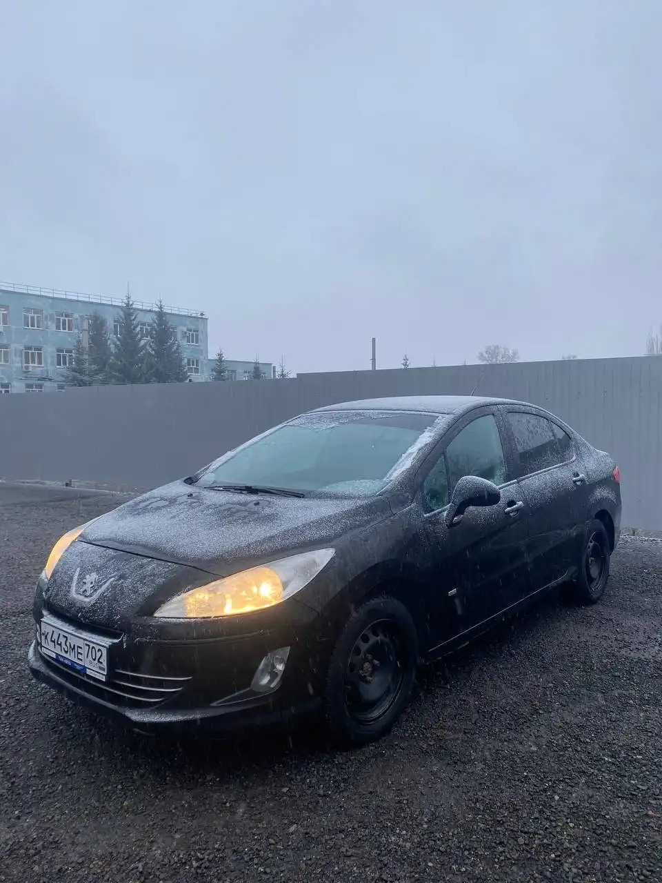 Пежо 408 1.6 автомат в Москве