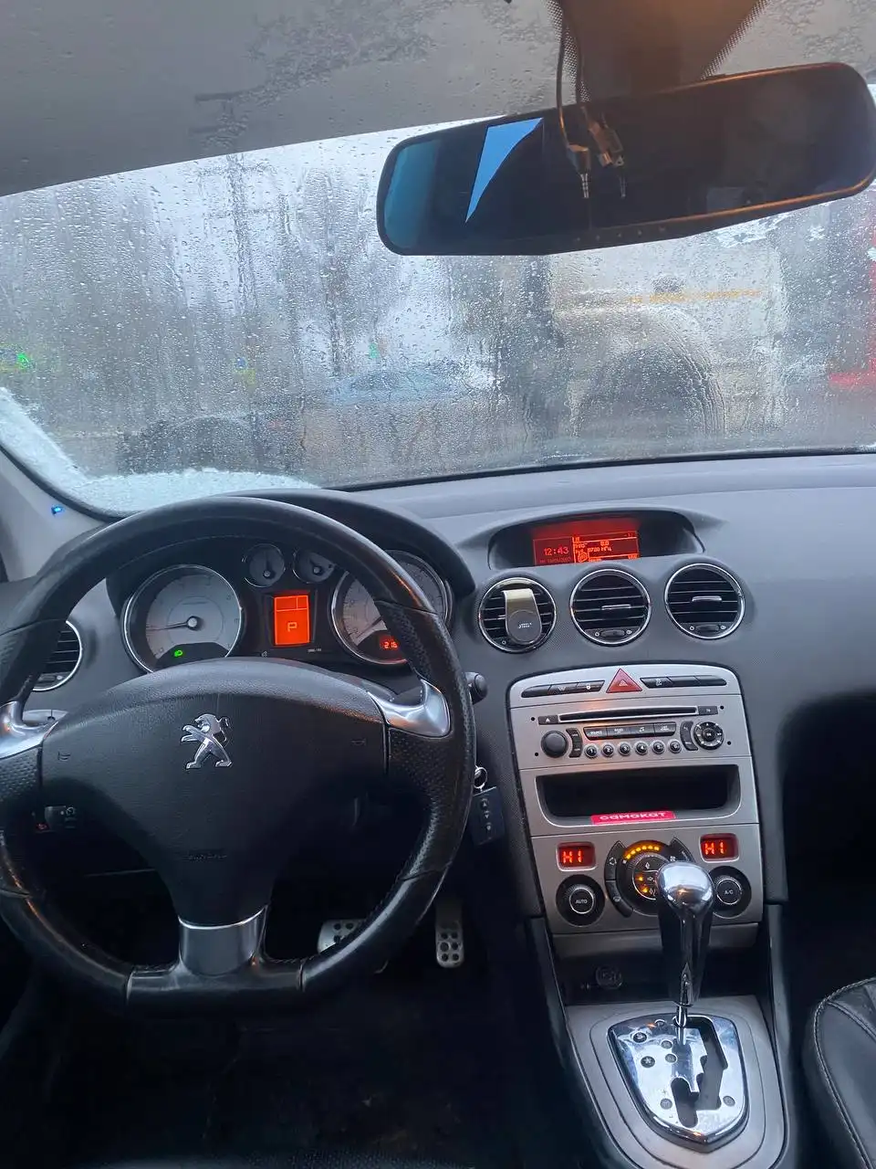 Пежо 408 1.6 автомат в Москве