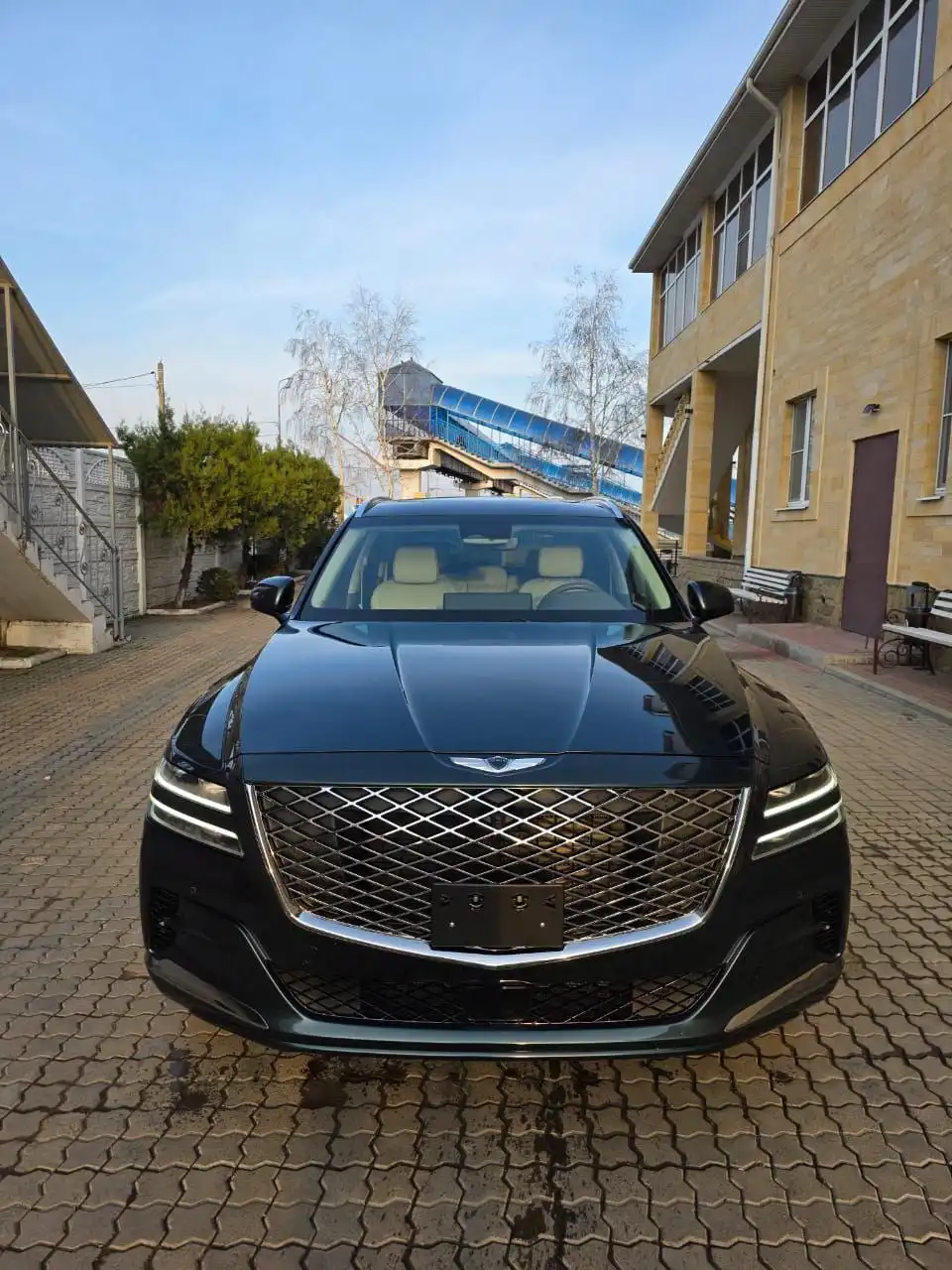 Продажа Genesis GV80 2021 года