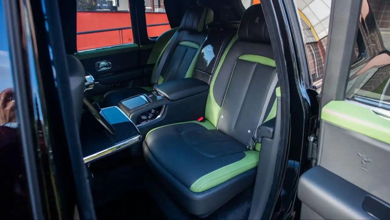 Rolls-Royce Cullinan Black Badge II 2025