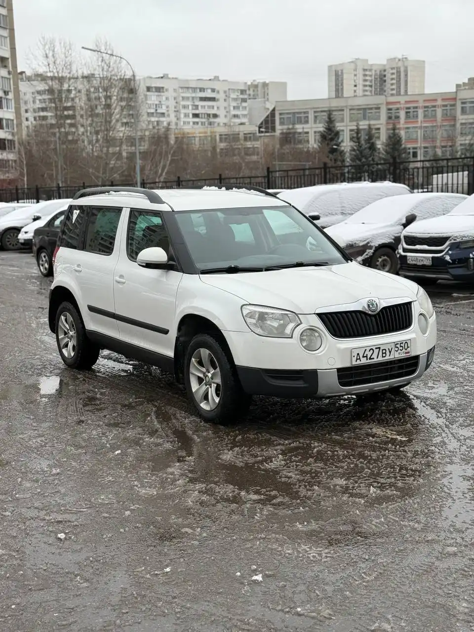 Продажа автомобиля Skoda Yeti 2011 года выпуска