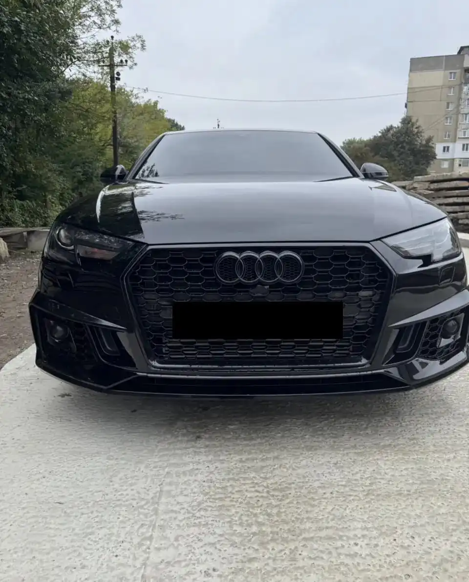 Audi A4 2016 с двигателем 2.0 л и полным приводом