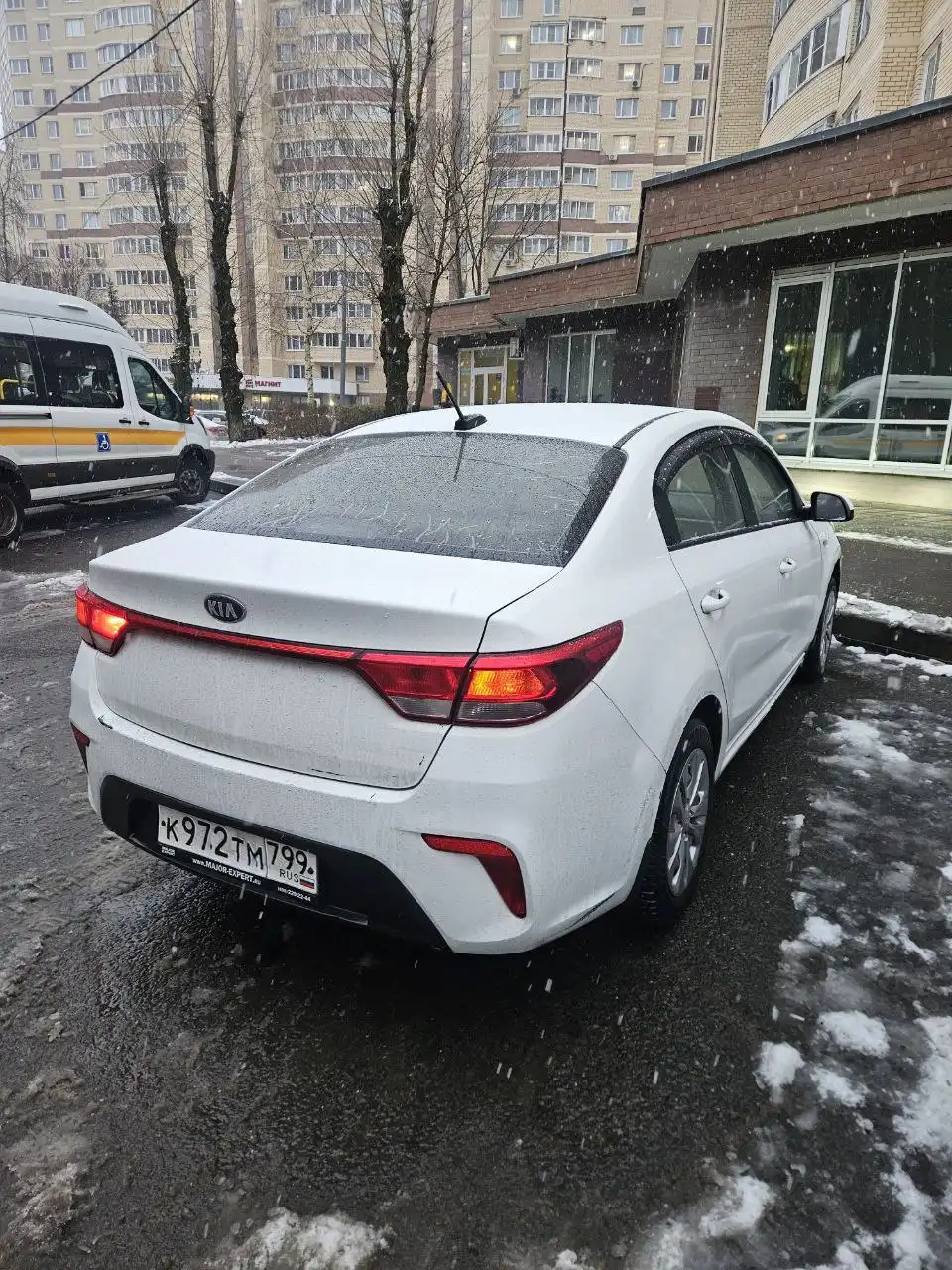 Продажа автомобиля 2018 года с АКПП