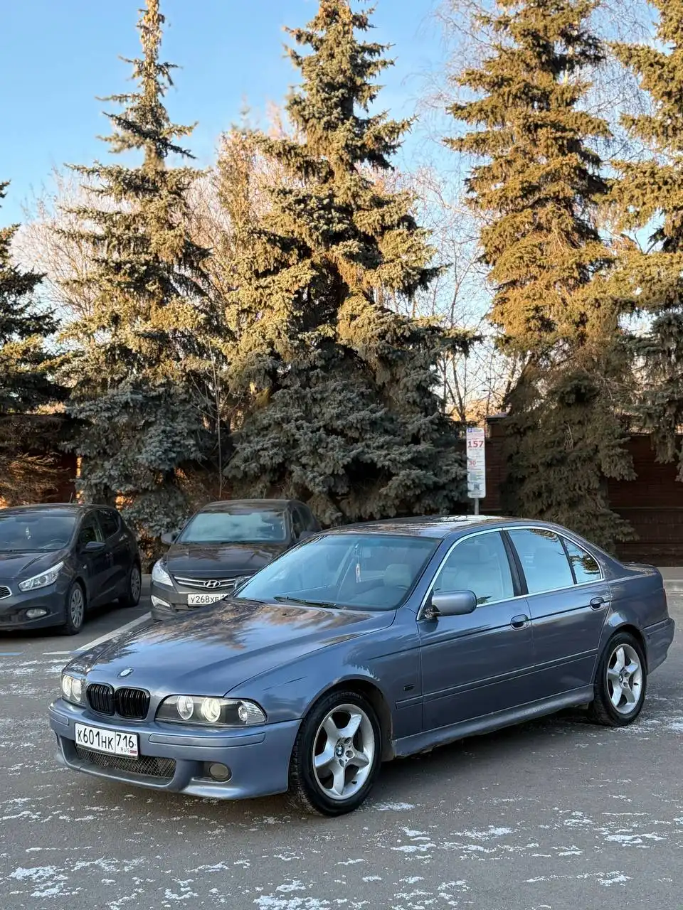 BMW e39 2002 года с М-тех бампером и планшетом