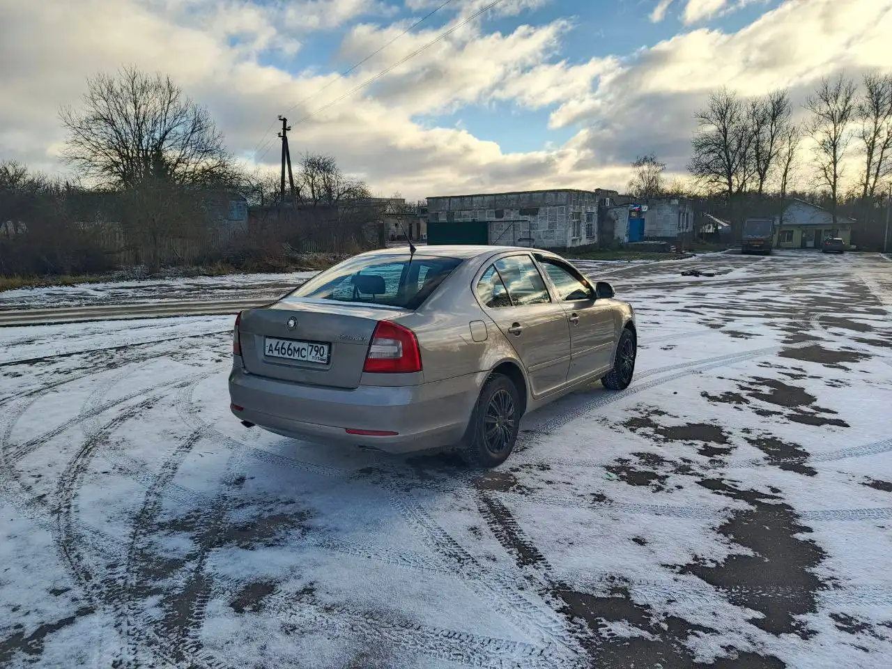 Продажа автомобиля 2009 года - Авто в Вязьма