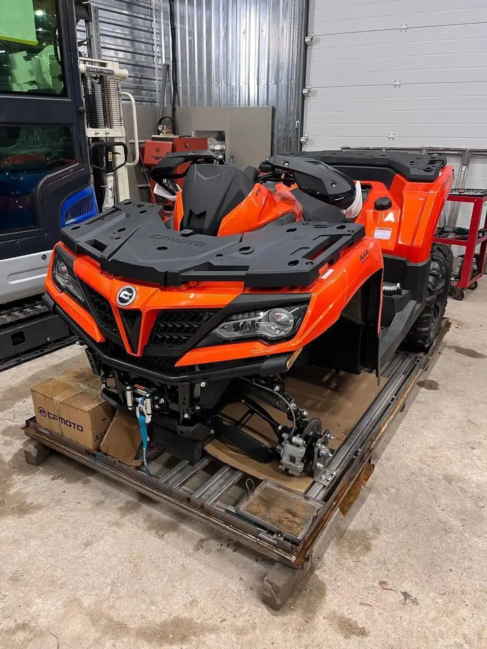 CF MOTO 850 в редком оранжевом цвете с максимальной комплектацией