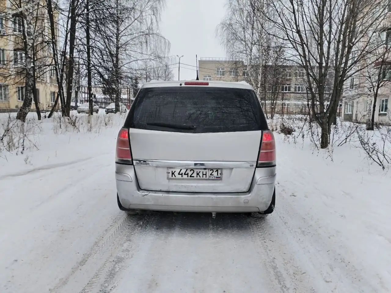 Продажа автомобиля 2006 года, 1.8 л, 7 мест