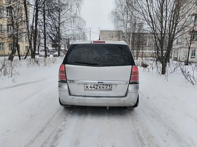 Продажа автомобиля 2006 года, 1.8 л, 7 мест - частное объявление в Москва