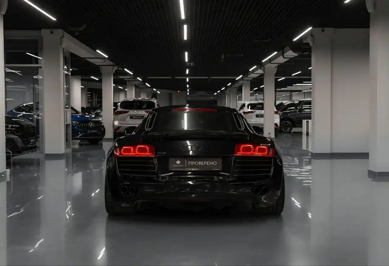 Audi R8 2007 с пробегом 40 тысяч км