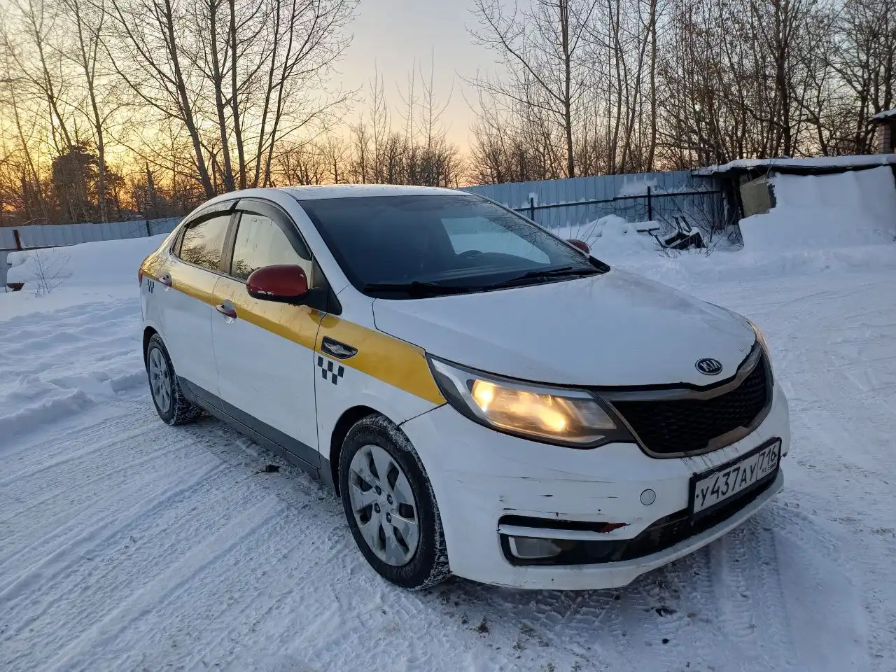 Автомобиль 2016 года 1.4 автомат