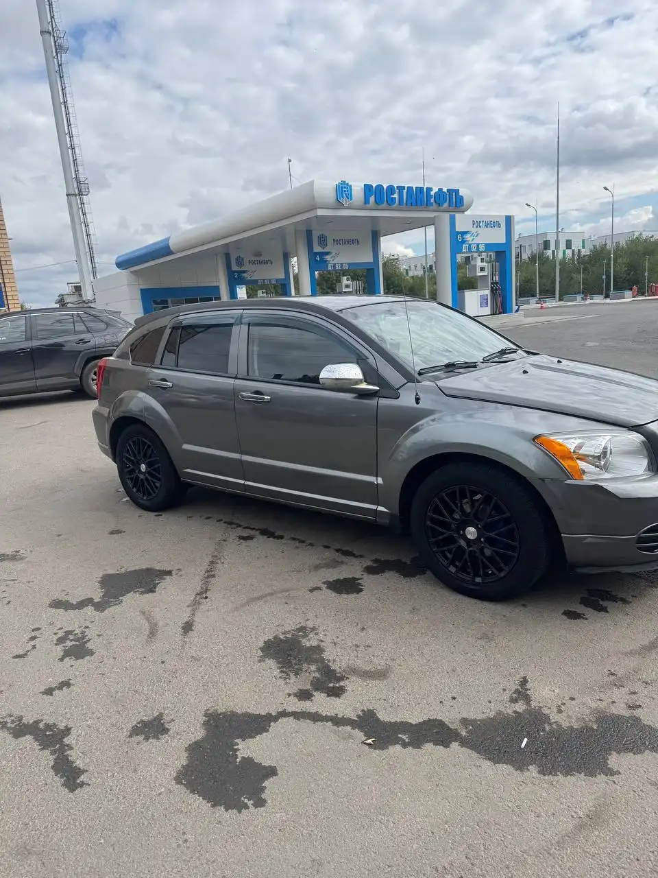 Продажа автомобиля 2011 года с АКПП и двигателем 2.0 литра