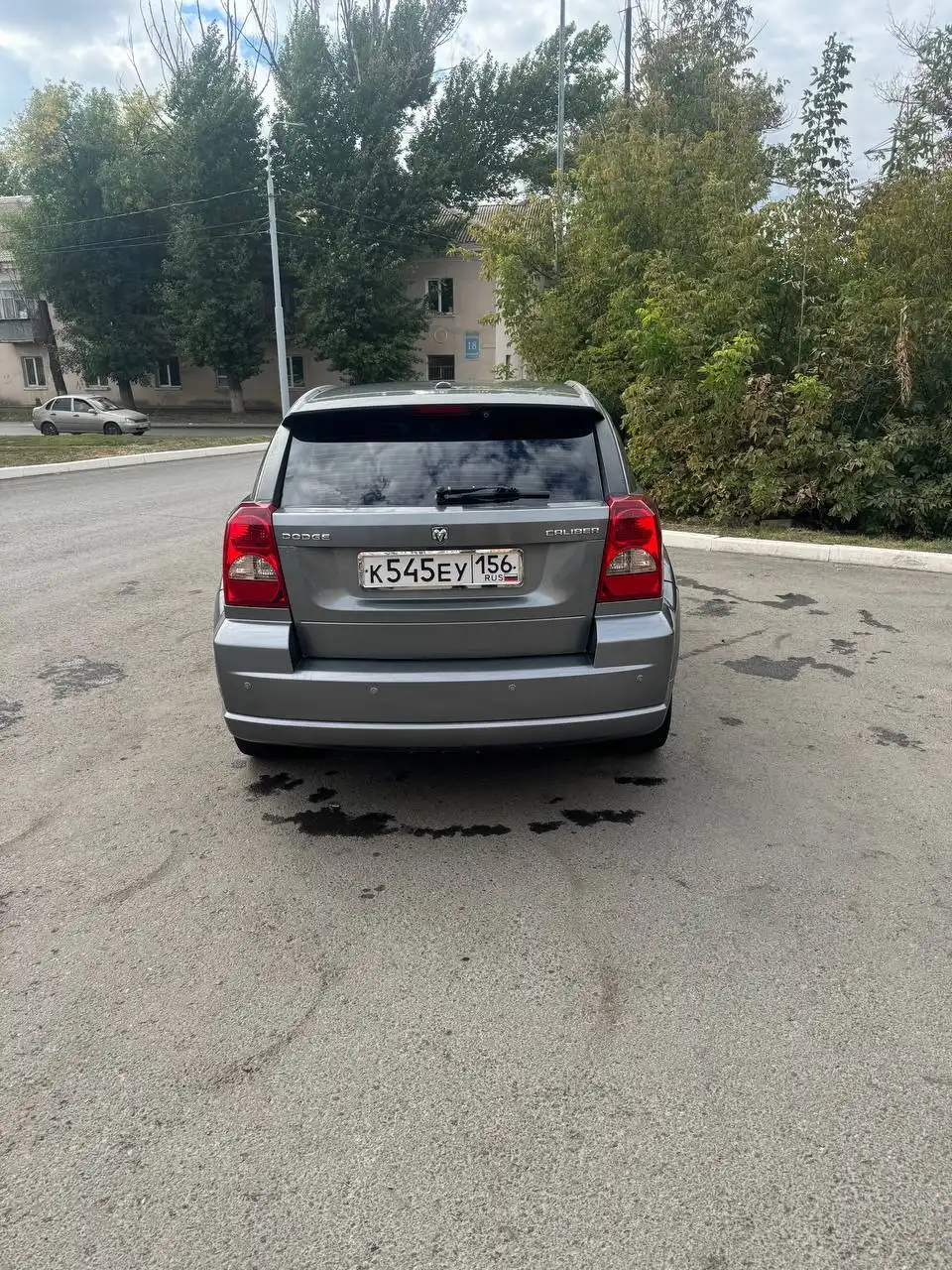 Продажа автомобиля 2011 года с АКПП и двигателем 2.0 литра