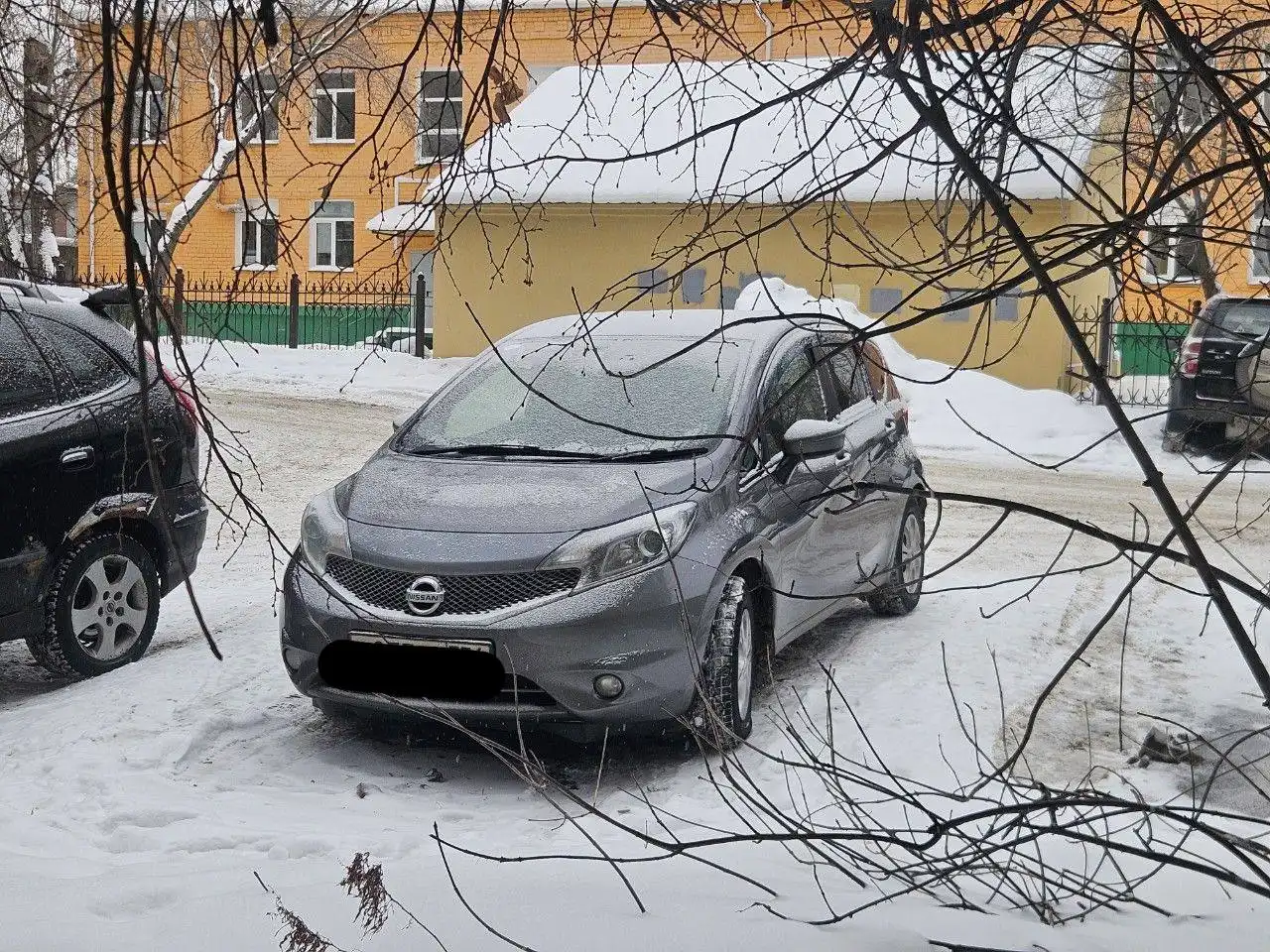 Nissan Note 2015 - Авто в Челябинск