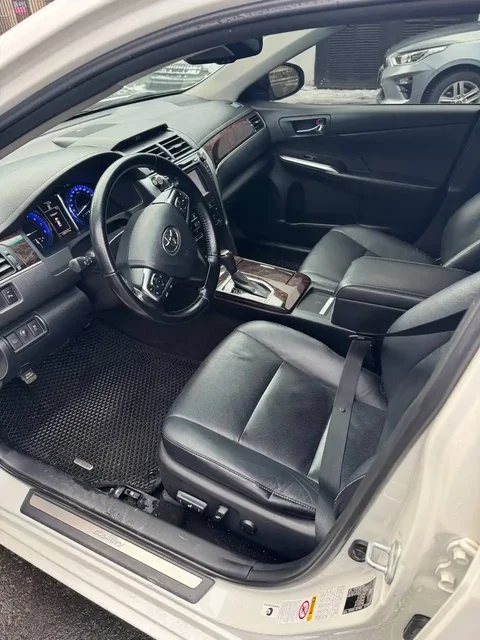 Продажа Тойота Камри 2015 года - Авто в Челябинск