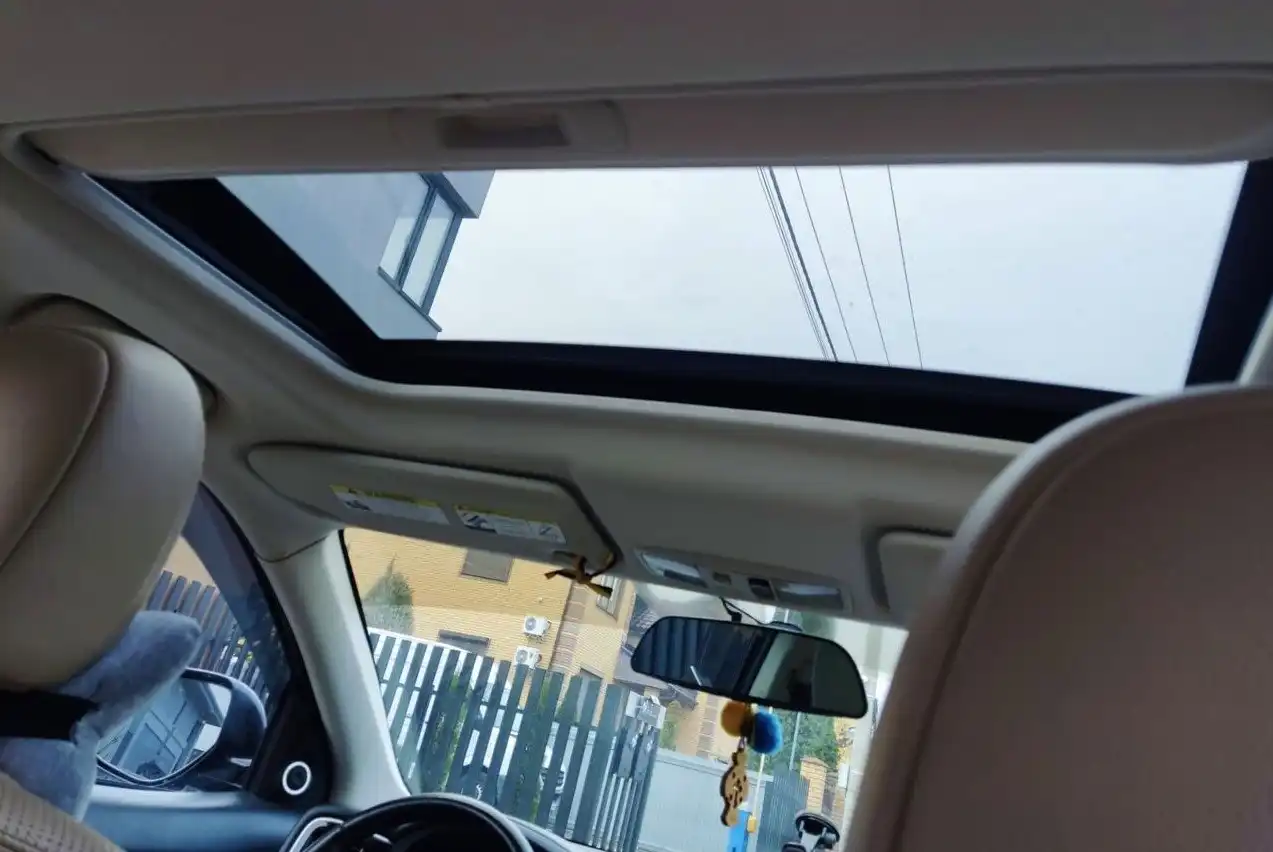 Mitsubishi Outlander 2016 III поколение (FL) 2.4 Бензин Автомат - Внедорожники и кроссоверы (Авто) в Москва