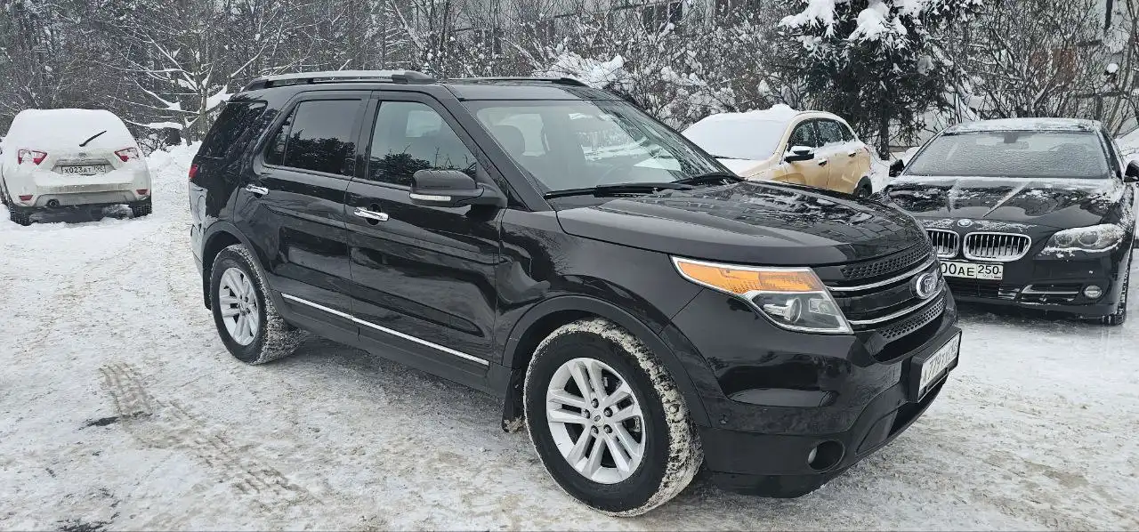 FORD EXPLORER 2012 года - Авто в Москва