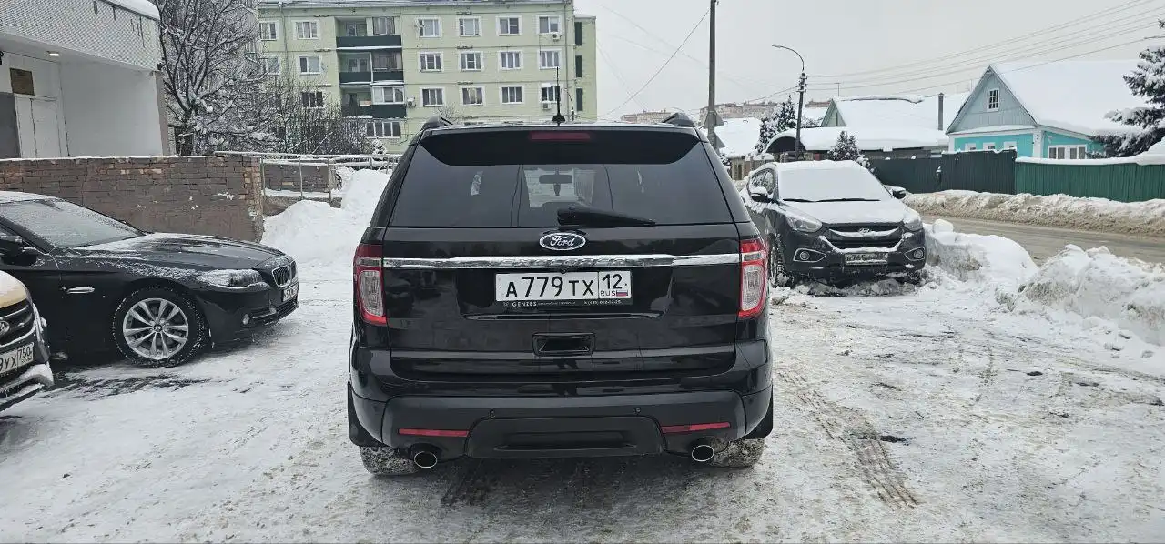 FORD EXPLORER 2012 года - Авто в Москва