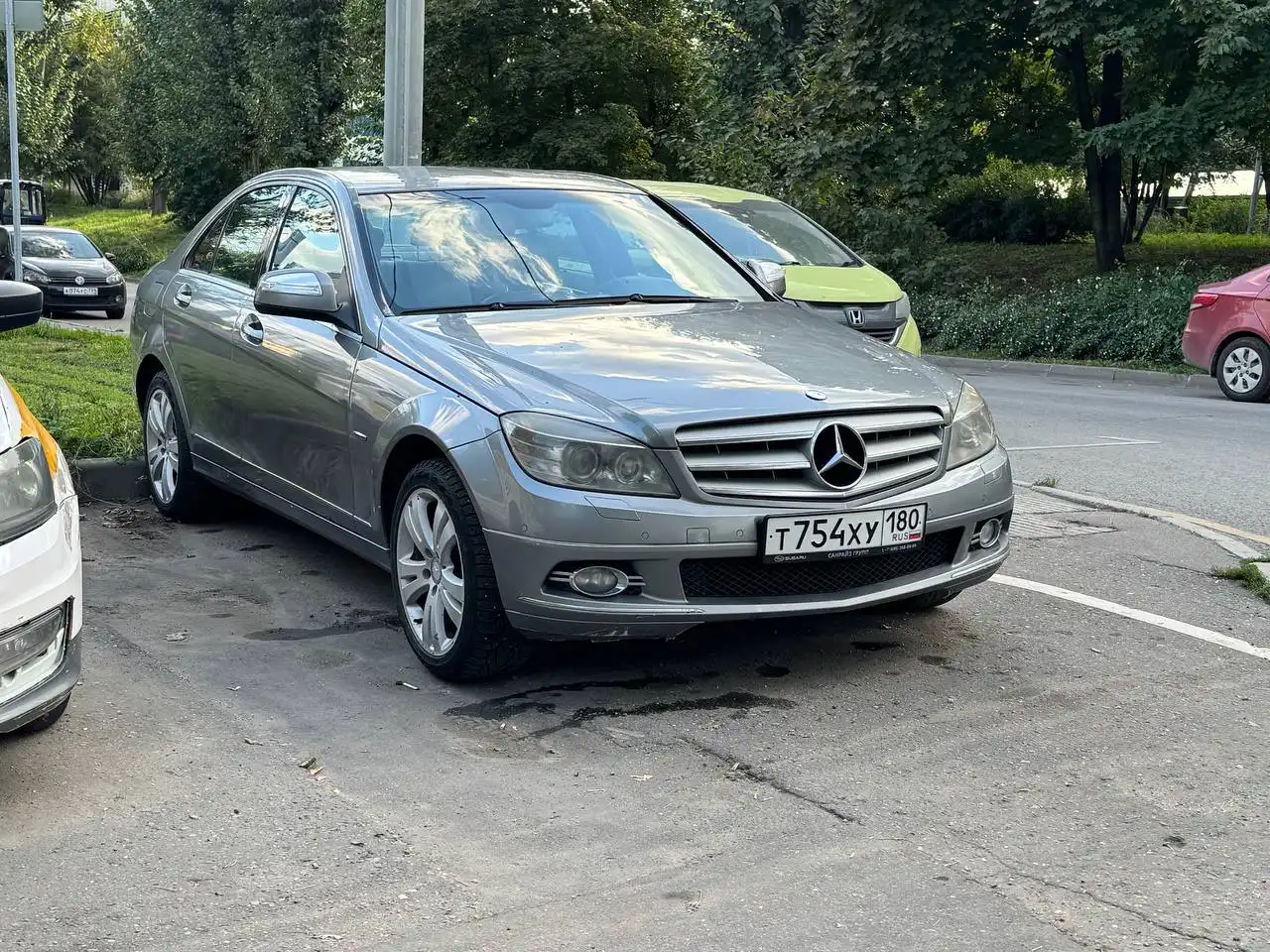 Продам личный автомобиль с объемом двигателя 3.0 л, АКПП - Авто в Москва