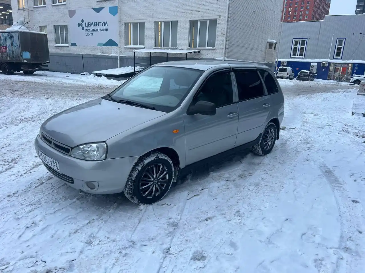 Продажа автомобиля Lada Kalina 2010 года - Легковые автомобили (Авто) в Москва