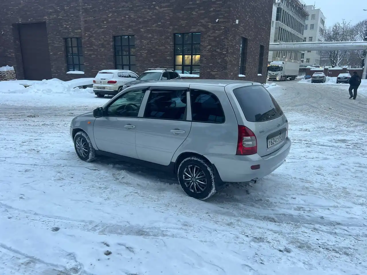 Продажа автомобиля Lada Kalina 2010 года - Легковые автомобили (Авто) в Москва