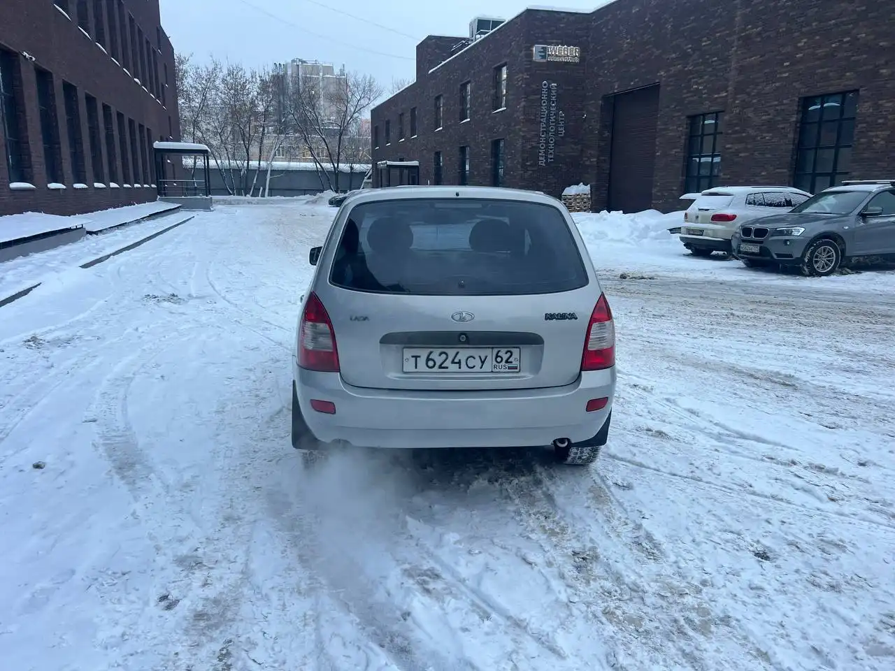 Продажа автомобиля Lada Kalina 2010 года - Легковые автомобили (Авто) в Москва