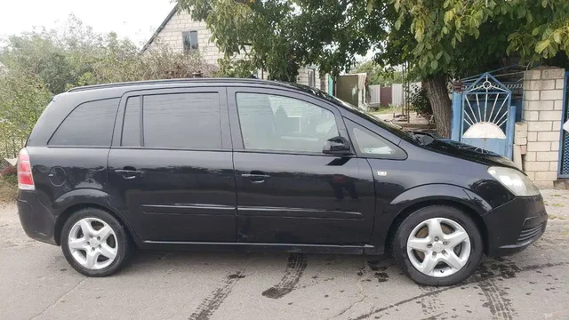 Продажа автомобилей OPEL ZAFIRA 2007 и AUDI A6 1995 - Авторынок в Москва