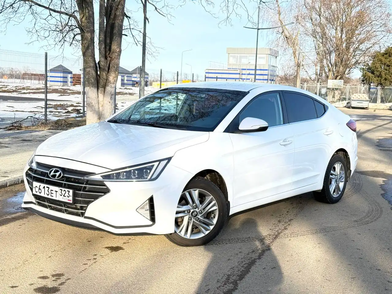 Hyundai Elantra 2019г 1,6 АТ пробег 165т - Авто в Курганинск