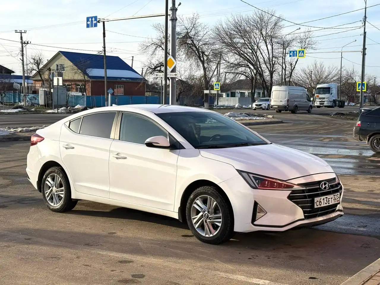 Hyundai Elantra 2019г 1,6 АТ пробег 165т - Авто в Курганинск