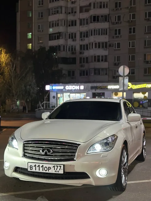 Продажа автомобиля INFINITI Q70 2014 года - Авторынок в Москва