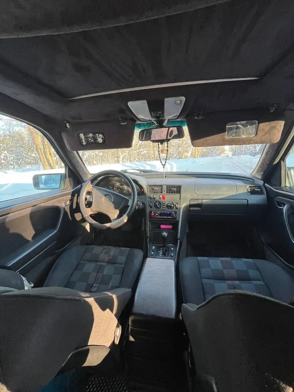 Mercedes W202 с двигателем 3.2 - Легковые автомобили (Авто) в Москва