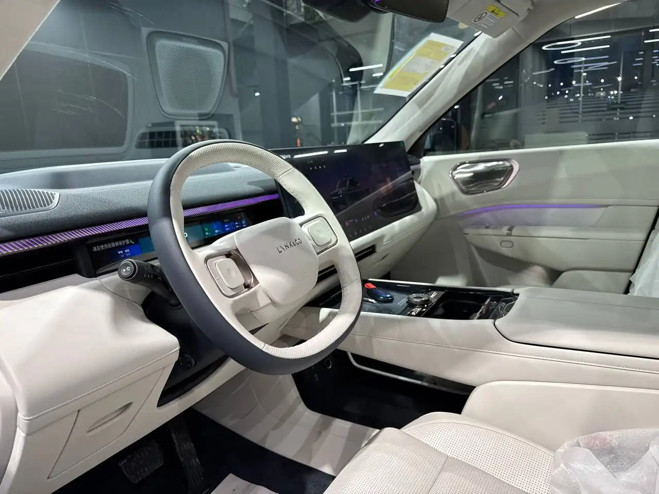 Lynk & Co 900 Ultra 2025 года выпуска - Легковые автомобили (Авто) в Солнечногорск