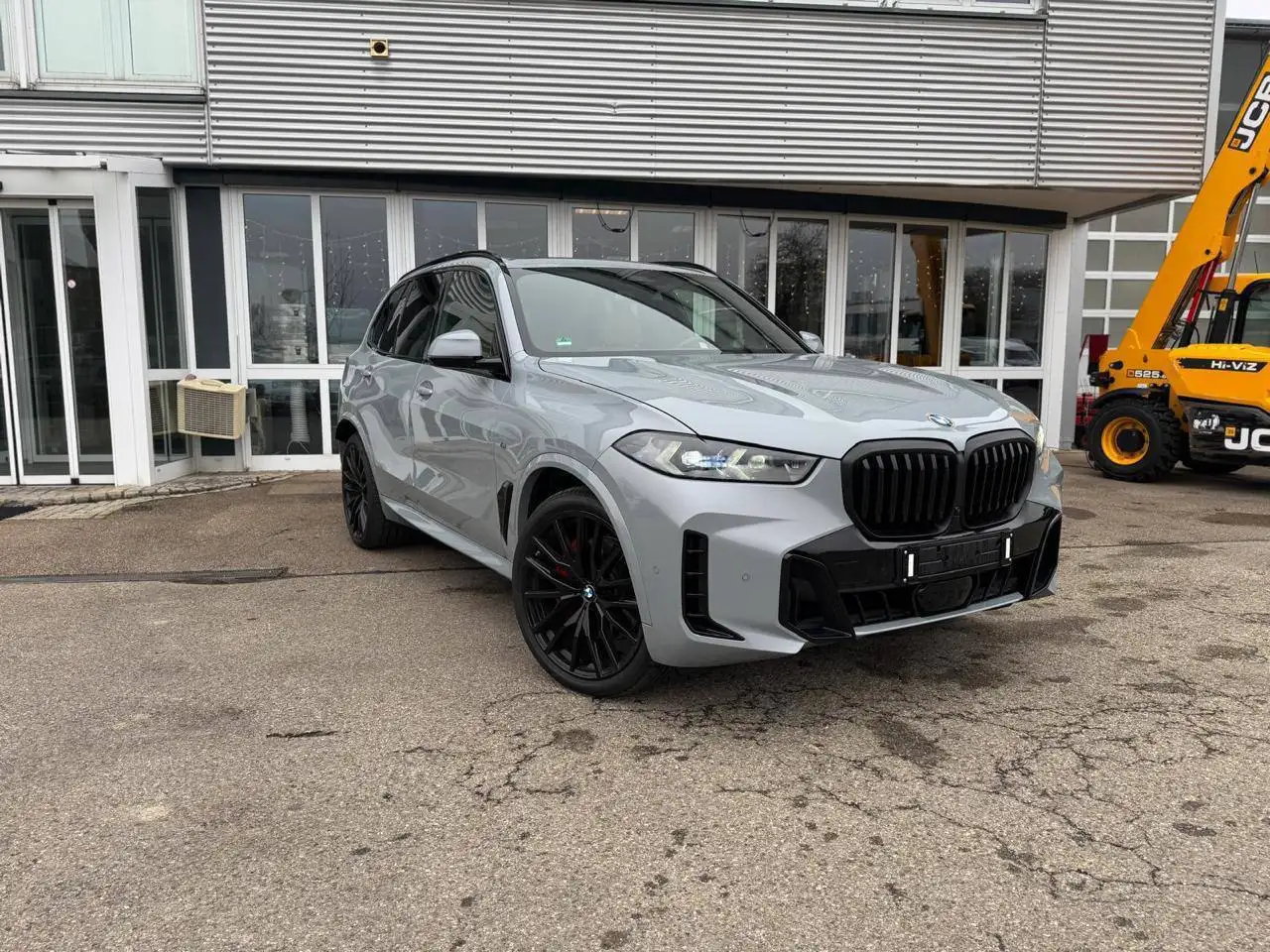 Продажа BMW X5 2024 года - Авто в Москва